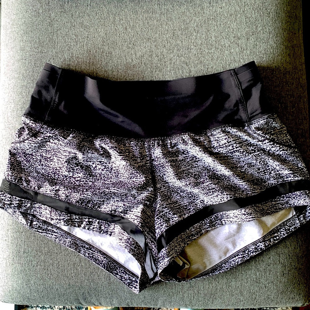 Lululemon Shorts Size 8